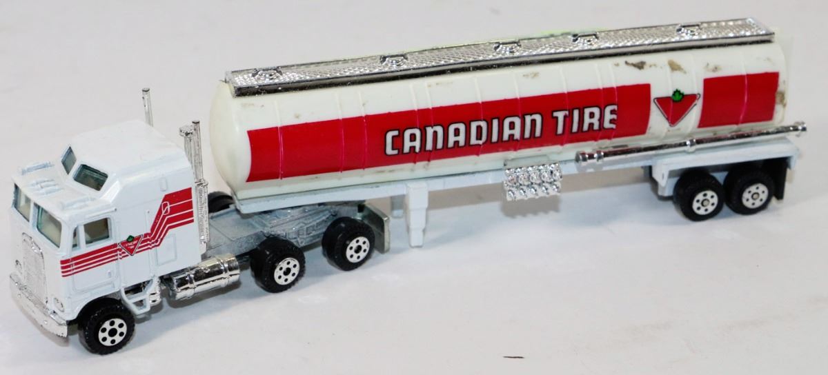 VINTAGE CANADIAN TIRE TRACTOR TRAILER