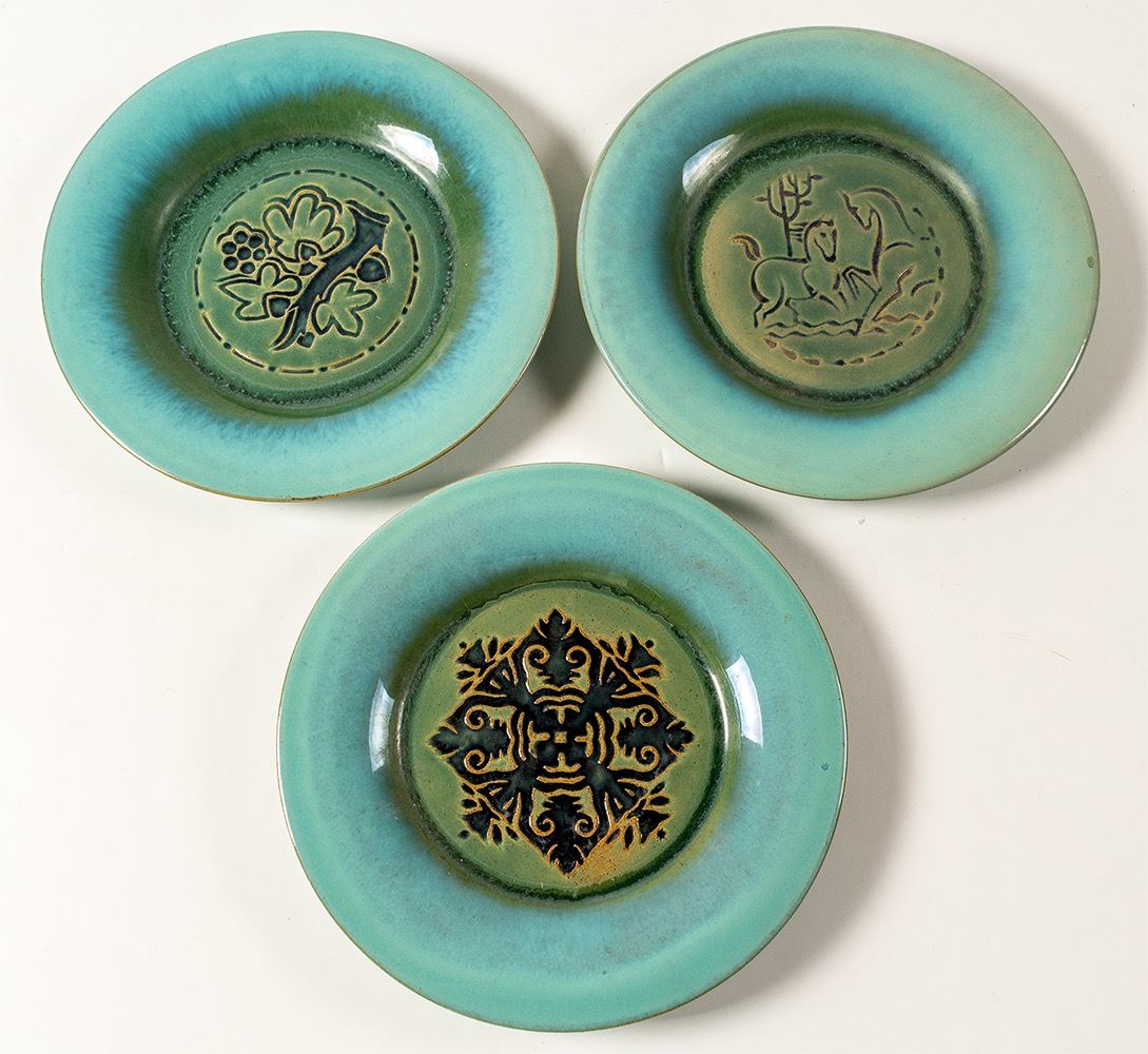 Vintage Romany Tile Plates