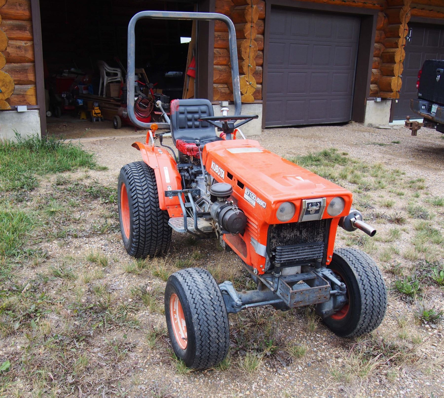 ... Image 2 : Kubota B7100 HST 4WD Diesel Tractor w/3PTH ...