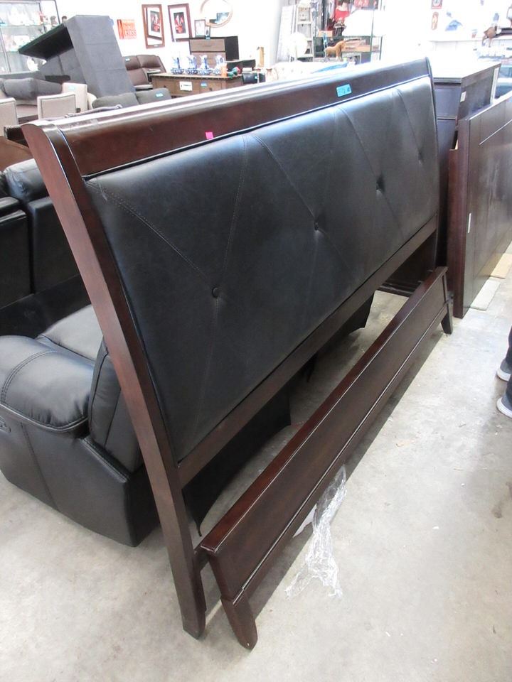 New Padded King Size Head Board & Footboard