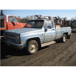 1985 Chevrolet , 1985 Chevrolet 4x4 pickup with 4 speed 1/2 ton.
