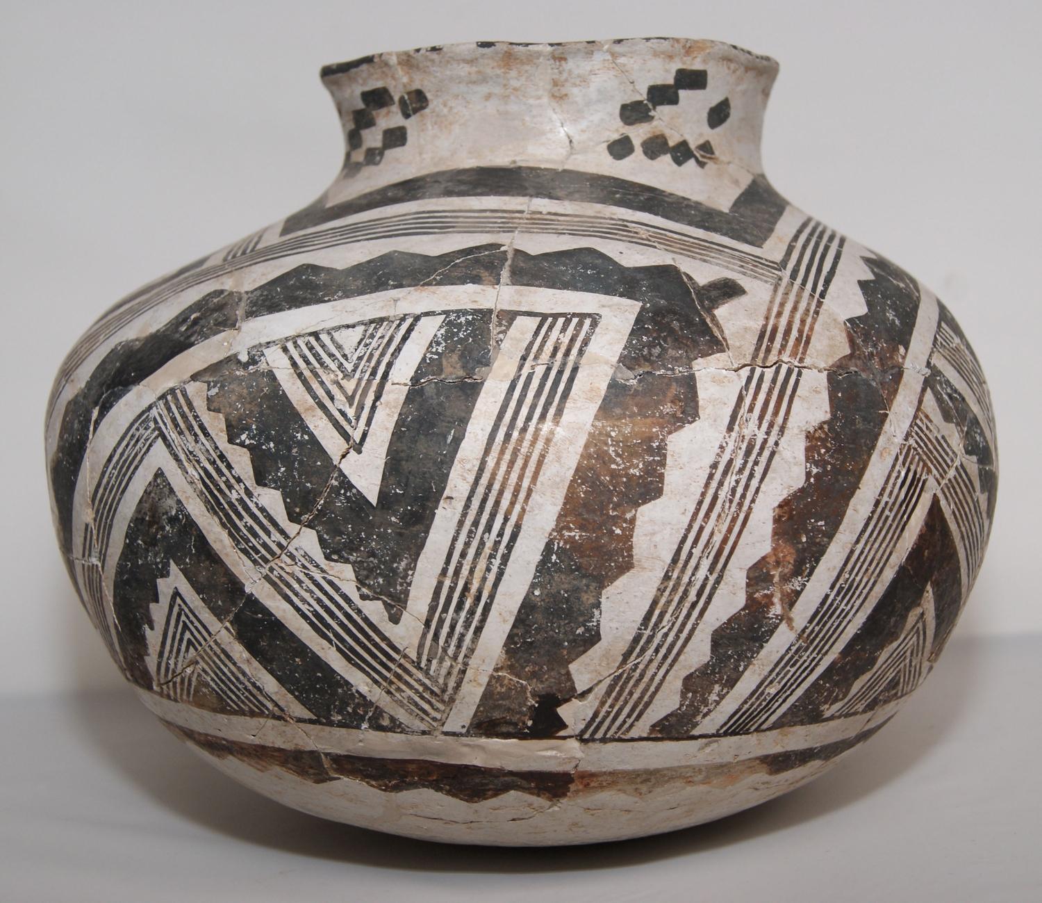Anasazi Pottery Olla