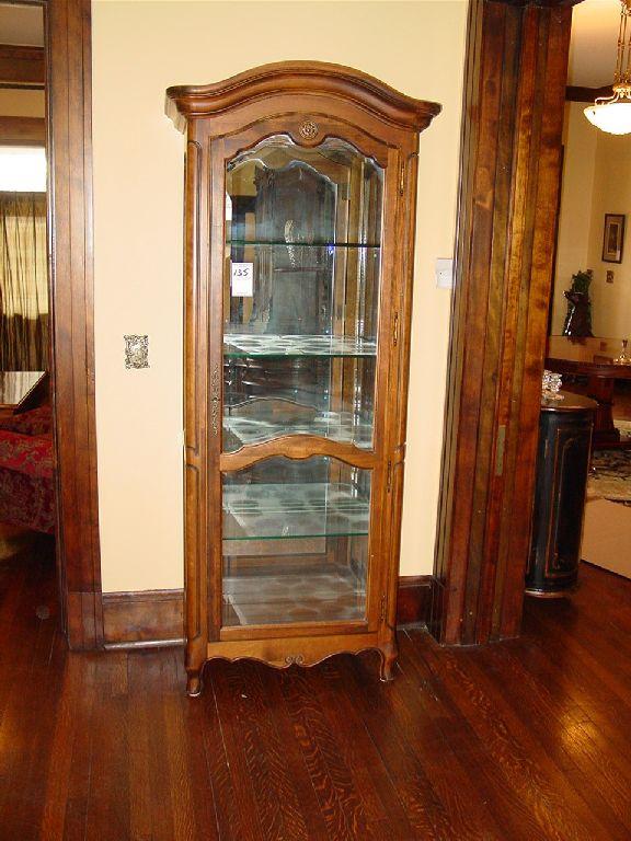 ETHAN ALLEN FRENCH COUNTRY LIGHTED CURIO CABINET GLASS SHELVES Image 1 : ETHAN ALLEN FRENCH COUNTRY LIGHTED CURIO CABINET GLASS SHELVES - ETHAN ALLEN FRENCH COUNTRY LIGHTED CURIO CABINET GLASS SHELVES