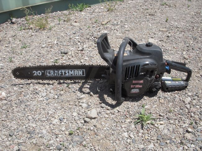 Craftsman 20 50cc Gas Chainsaw Image 1 Craftsman 20 50cc Gas Chainsaw