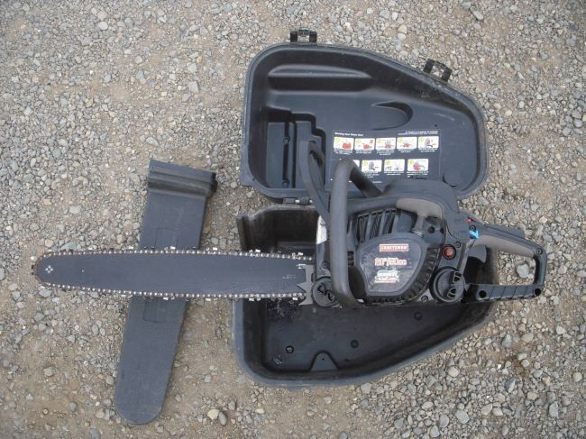 Craftsman 20 50cc Chainsaw Image 1 Craftsman 20 50cc Chainsaw
