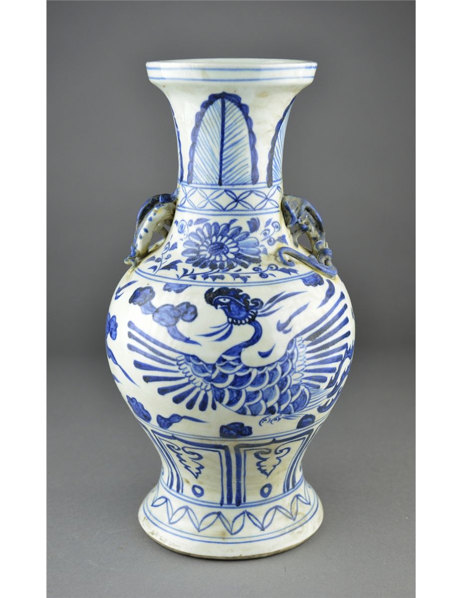 Chinese Blue White Porcelain Vase Dragon Handles Chinese Blue White Porcelain Vase Dragon Handles Loading Zoom