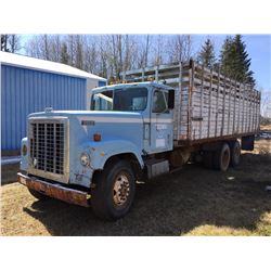 1973 IHC TRANSTAR 4300 T/A CATTLE TRUCK