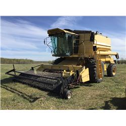 NEW HOLLAND TX36 COMBINE