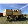 Image 3 : NEW HOLLAND TX36 COMBINE