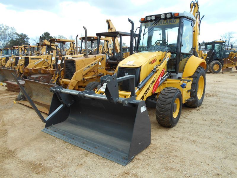 New Holland B95c 4x4 Loader Backhoe S N 01387 15 Yr Extendahoe Image 1 New Holland B95c 4x4 Loader Backhoe S N 01387 15