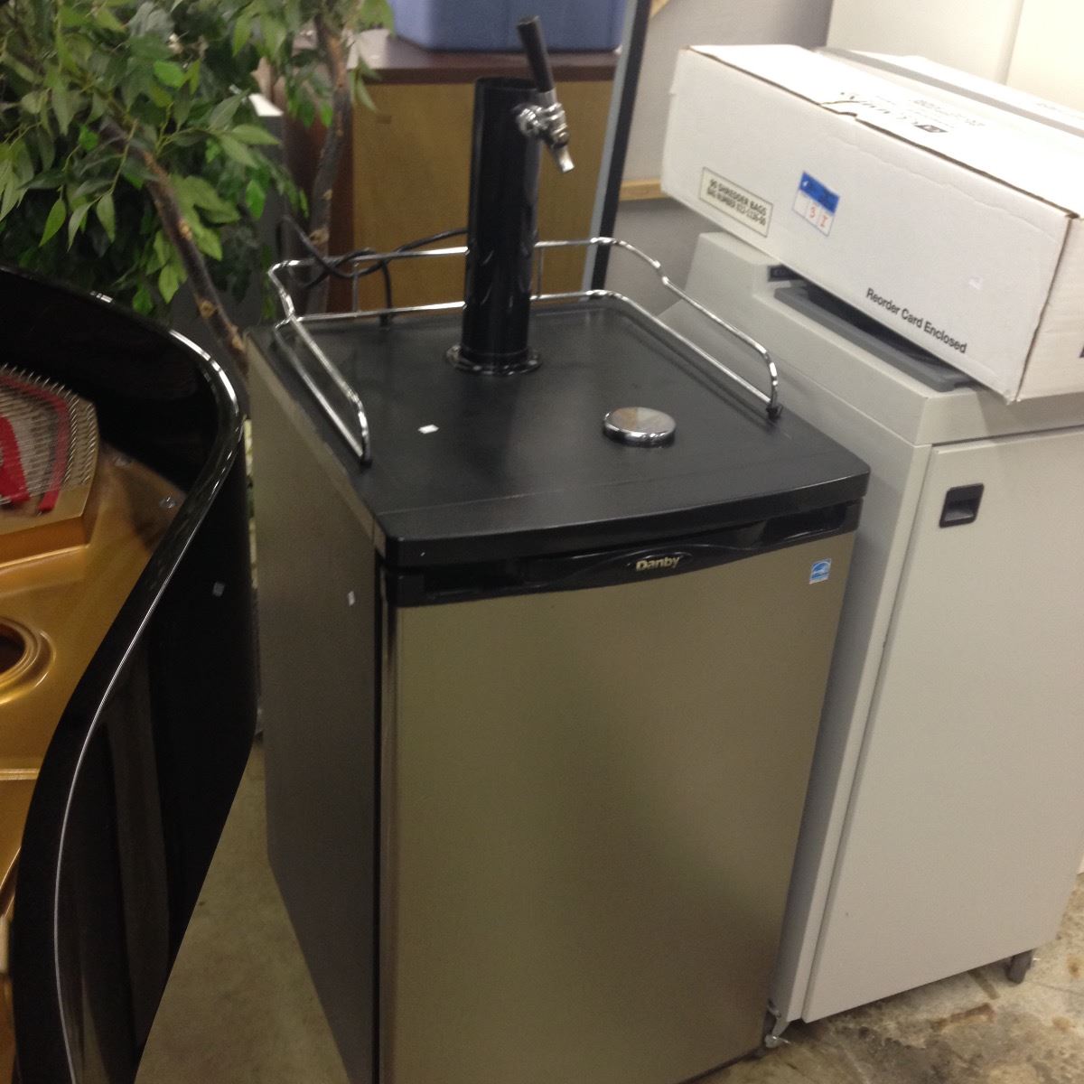 Danby Bar Fridge With Built In Beer Keg Tap Included