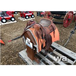 WESTERN 15" SADDLE