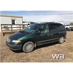 1999 DODGE PLYMOUTH VOYAGER MINIVAN