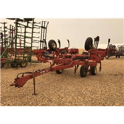 WHITE 426 D/T CULTIVATOR