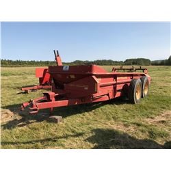 NEW HOLLAND 185 T/A MANURE SPREADER