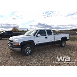 2001 CHEV 2500 E-CAB PICKUP