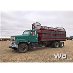 1986 IHC S2500 T/A GRAIN TRUCK