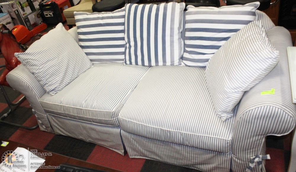 16 Blue And White Pin Striped Couch Image 1 16 Blue And White Pin Striped Couch