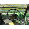 Image 7 : 1982 JOHN DEERE 2420 SWATHER