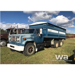 1977 GMC 6500 T/A GRAIN TRUCK