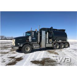 2005 KENWORTH T800B TRI-DRIVE HYDRO VAC TRUCK