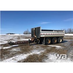 2010 CANCADE TRIDEM GRAVEL TRAILER