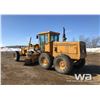 Image 4 : 1989 JOHN DEERE 670B MOTOR GRADER