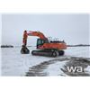 Image 4 : 2013 DOOSAN DX300LC-3 HYD. EXCAVATOR