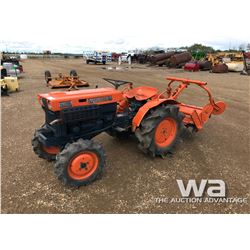 KUBOTA B7000 MFD UTILITY TRACTOR