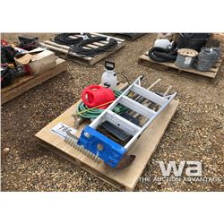 ALUMINUM STEP LADDER