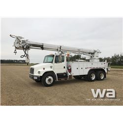 1992 FREIGHTLINER FL80 T/A DIGGER DERRICK TRUCK