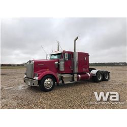 2004 KENWORTH W900L T/A TRUCK