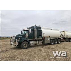 2007 WESTERN STAR TRI-DRIVE TANK TRUCK