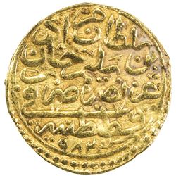 OTTOMAN EMPIRE: Murad III, 1574-1595, AV sultani (3.44g), Kostantiniye, AH982. VF-EF