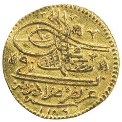 TURKEY: Mustafa III, 1695-1703, AV ashrafi (3.46g), Edirne, AH1106. VF