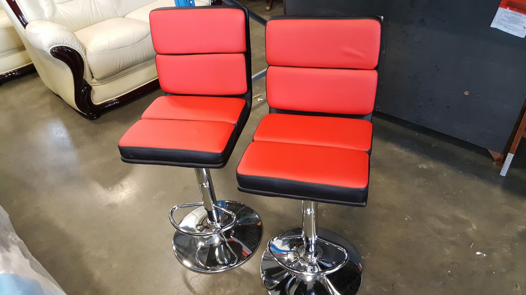 New Pair Modern Red And Black Leather With Chrome Bar Stools Retail Image 1 New Pair Modern Red And Black Leather With Chrome Bar Stools Retail