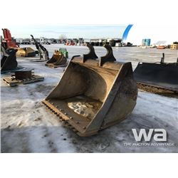 Q/C 66" CLEANOUT BUCKET