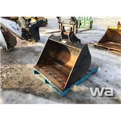 WBM 42" CLEANOUT BUCKET