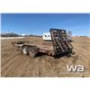 Image 4 : 2013 LOAD TRAIL T/A CAR HAUL TRAILER