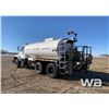 Image 5 : 1995 FORD L8000 T/A DISTRIBUTOR TRUCK