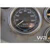 Image 9 : 1995 FORD L8000 T/A DISTRIBUTOR TRUCK