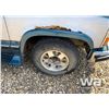 Image 11 : 1994 CHEVROLET C1500 STATIONWAGON