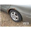 Image 13 : 2001 FORD TAURUS 4-DOOR CAR