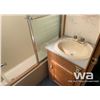 Image 12 : 1994 TRAVELAIRE CITATION 5TH WHEEL TRAVEL TRAILER