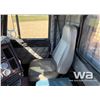 Image 8 : 2000 FREIGHTLINER FL120 TRI-DRIVE WINCH TRACTOR