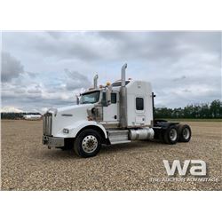 2009 KENWORTH T800 T/A TRUCK