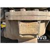 Image 16 : 1981 FORD F700 FUEL TANK TRUCK