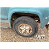 Image 11 : 1973 FORD 700 FLATDECK S/A TRUCK