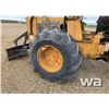 Image 8 : JOHN DEERE 440A SKIDDER