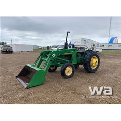 JOHN DEERE 920 UTILITY TRACTOR